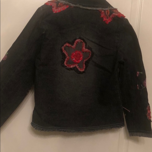 Jacket - Picture 4 of 8